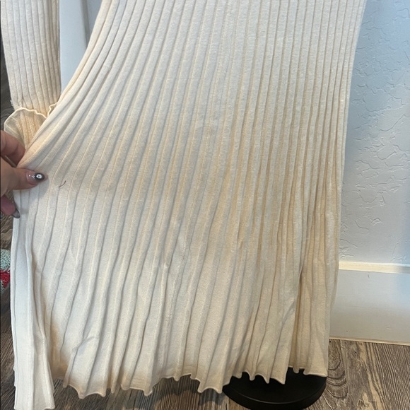 SOLD! - Picture 7 of 7